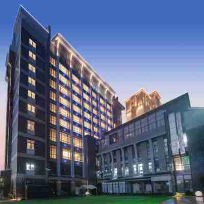 維也納國際酒店（屏南國寶大道店） Hotel Exterior