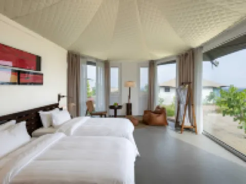 Stray Birds × Weixu Helan Nomadic Camp Hotels in Helan