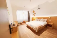 BREEZE HOMESTAY