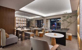 Foshan Zhimei Cloud Hotel (Vanke Financial Center Branch)