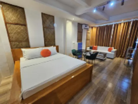 Hotel Pressie by SMS Hospitality