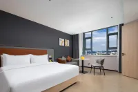 โรงแรมเจิ้นซวน เยว่จวี้ (สถานีขนส่งอี้โจว เหอฉี)