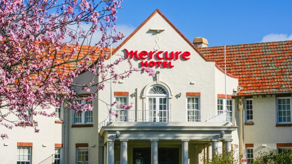 Mercure Canberra