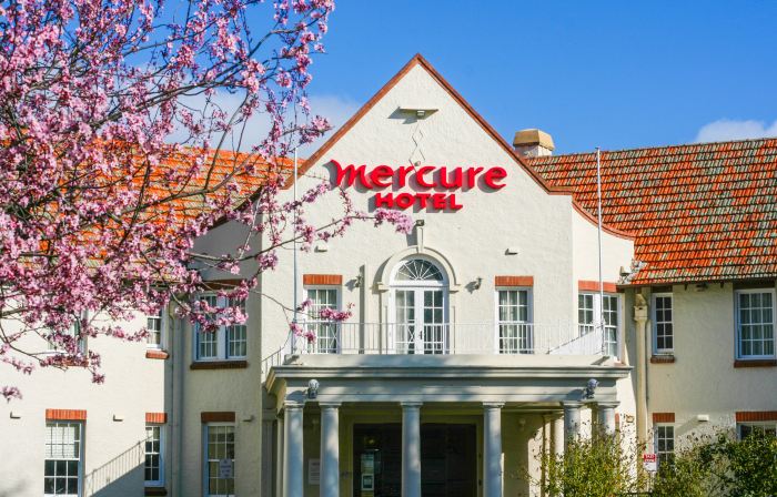 Mercure Canberra