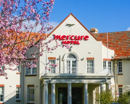 เมอร์เคียว แคนเบอร์รา โรงแรมในBraddon