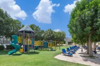 Radisson Blu Hotel and Resort Al Ain - Family