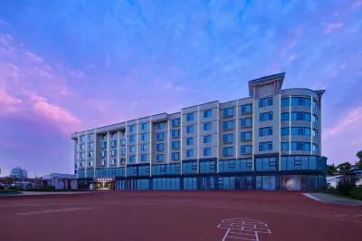 Jiaqing International Hotel Các khách sạn ở Đại Dư