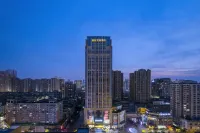 吾往天際飯店（成都樑家巷地鐵站店） 前锋路附近的飯店