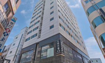 Stay Well Hotel