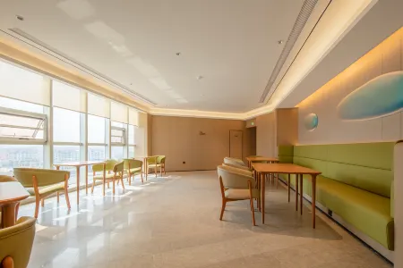 JI Hotel (Longkou Tonghai Road) Отели рядом с достопримечательностью «Huangcheng Ancient City»