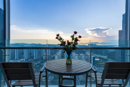 The Landscape Hotel on the Cloud Отели рядом с достопримечательностью «Yunnan Minzu University (Yuhua Campus)»
