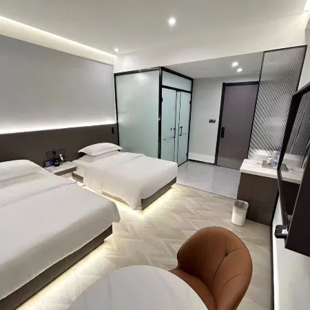 Mengzi Xuanlu Business Hotel (Nanhu Park Xintiandi Pedestrian Street)