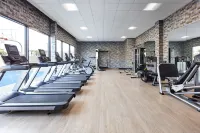 อนาไฮม์ รีสอร์ต สวีทส์ - ที่มีฟิตเนส