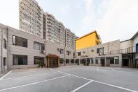 Hi Inn (Xinzhou Yuanping Central Times Plaza) - Parkering