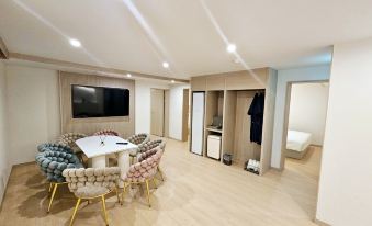 Dayeon Grandis Hotel