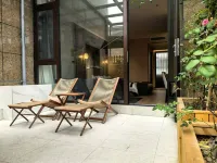 Dujiangyan Peninsula Hot Spring Hotel (Sunac Paradise Panda Valley) - balcony