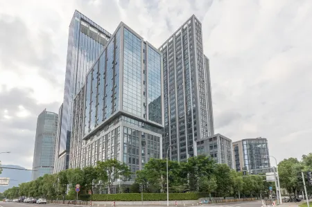 Laiyi Hotel (Fuzhou Minhou Shangjie University Town) Отели рядом с достопримечательностью «Fujian University of Agriculture and Forestry (Qishan Campus)»