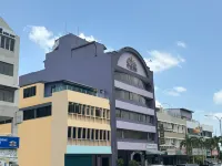 吉隆坡PJ德客棧酒店 鄰近鄧普勒路站的酒店
