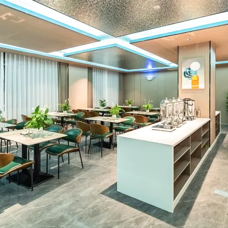 M Bo Man Wan Hotel (South Link Plaza Branch)