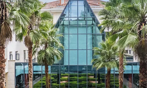 Peninsula Hotel