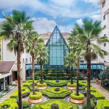 Peninsula Hotel