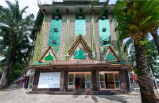 Home Inn · Yunshang Siji Premium Hotel (Ruili Fortune Plaza Tourist Pedestrian Street)