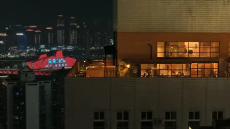 CHONGQING SOMMET HOTEL
