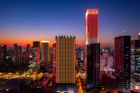Crystal Orange Hotel Shenyang Qingnian Street Jinlang Plaza Отели рядом с достопримечательностью «Shenyang Science Palace»