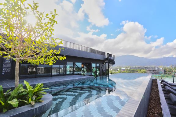 Blu Monkey Hub and Hotel Laguna, Bangtao Phuket