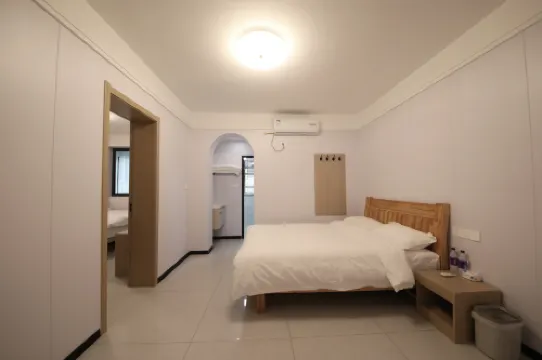 카이펑 타임 보일링 레인 베드 앤 브렉퍼스트 (카이펑 구러우)