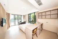 Happy Retreat in the Mountains