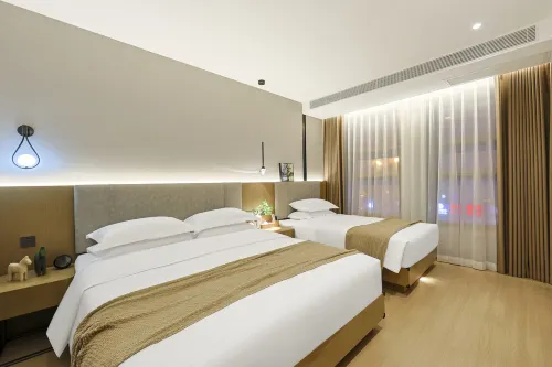 Yanji Seven House Hotel (Yanji West Market Oriental Floating Market) - 2-Star