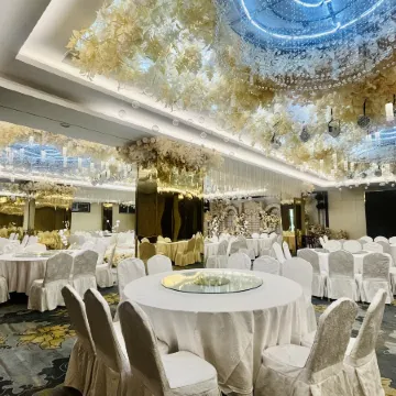 Crown Hotel