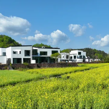 QiYunShan Tianjuli Art Resort Villa Hotel