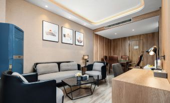 Zhengzhou Jilong Yunxuan Hotel (Beilonghu Branch)