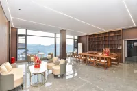 Xiyue Xijiang Hotel (Qianhu Miaozhai West Gate Tourist Service Center)