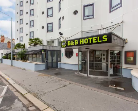 B&B Hôtel Orléans Centre Foch Hotel di Orleans