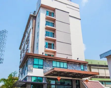 Bonito Chinos Hotel Hotels in Nakhon Sawan