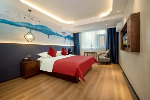 Weihui Lishui Holiday Hotel (Xinxiang Medical College No.1 Affiliated Hospital) - Balkoner