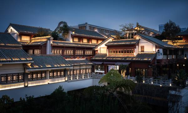 Jinbi Hall Hotel (Nanping Pedestrian Street Jinma Bijifang Branch)