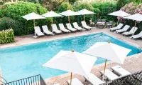 Hotel les Vergers de Saint Paul Hotels near Le Coutelier de Saint-Paul