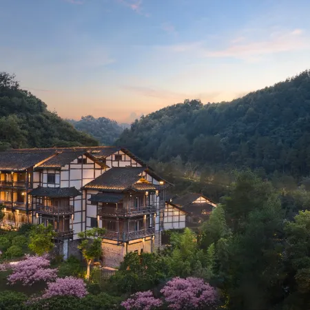 Wujiang Zhailongwan Hotel