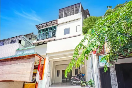 Hotel O Mandala Near Universitas Negeri Medan ( Unimed ) Отели в г. Bantan Timur