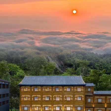 25 Wuyaling, Wudang Mountain Scenic Area, Wudang Road, Danjiangkou City, Hubei Province, China