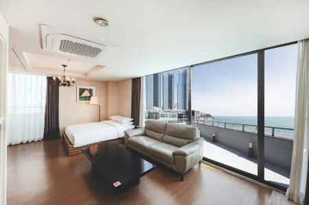 Sunset Hotel Отели рядом с достопримечательностью «BUSAN X the SKY»