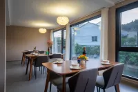 Hongwu Garden · Linxi Rafting and Creek Tracing Swimming Pool Family Vacation Homestay - 주방
