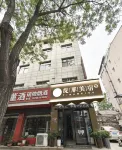 홈스테이 라이트 럭셔리 호텔 뤄양 황허 샤오랑디 댐(낙양 황하 소랑저 댐) 주변 호텔