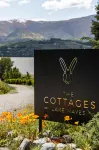 The Cottages on Lake Hayes