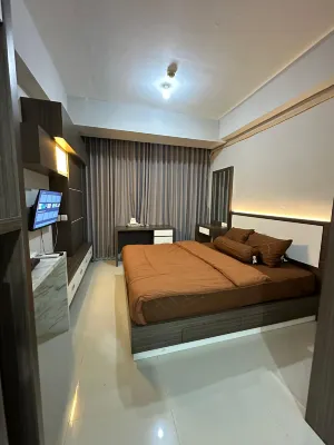 ROKET ROOM Majestic By Reccoma Hotels near Summarecon Mall Serpong