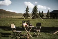 Hongyuan Weilu Wild Luxury Campsite Hotels in Hongyuan County